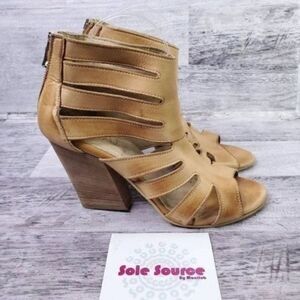 Omai Caged Peep Toe Caged Gladiator Leather Sandal Tan sz 40 Women's sz 9.5